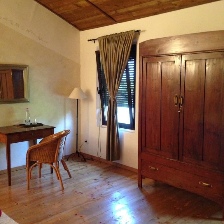 Agriturismo Viridarium Castellucchio Exterior photo